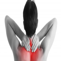 علائم دیسک گردن حاد